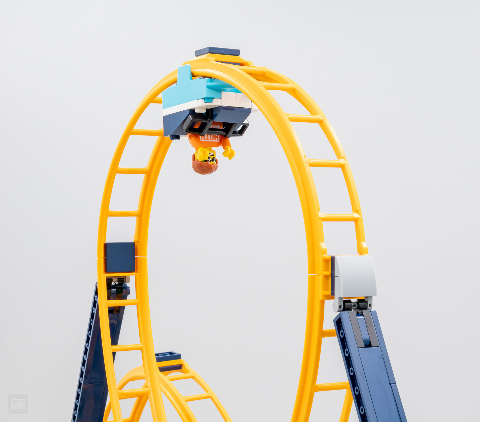 10303-lego-icons-loop-coaster-